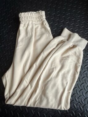Women's Cream Elastic-Waist Jogger Pants